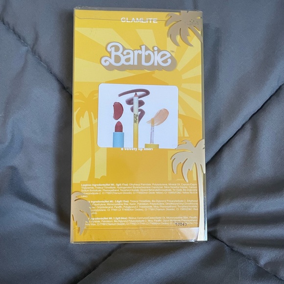 New Barbie x Glamlite “At the Beach” Lip kit! - Picture 6 of 6